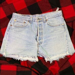 Vintage Levi’s 501 cutoff shorts